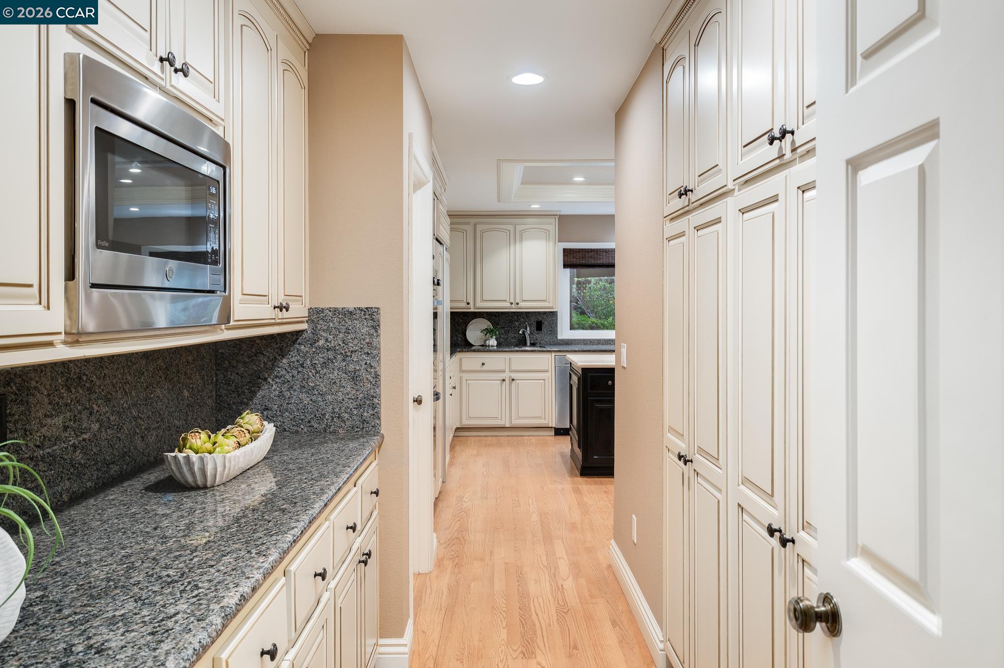 3271 Blackhawk Meadow Dr