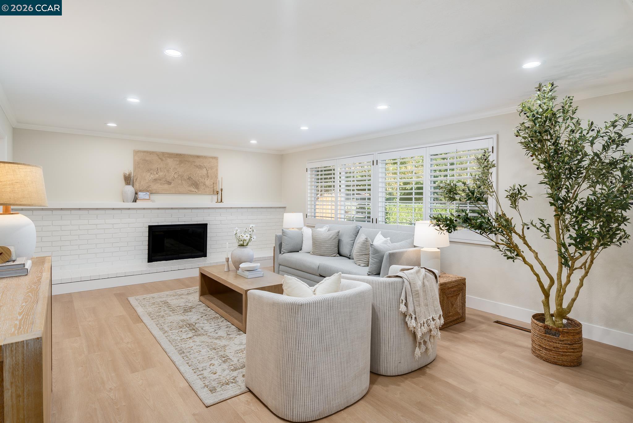 178 Paraiso Drive