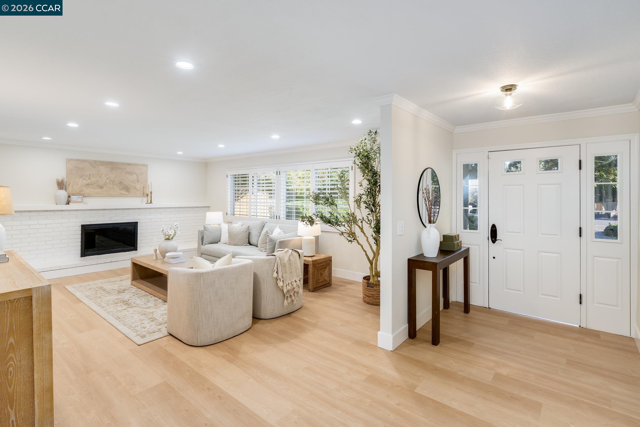 178 Paraiso Drive
