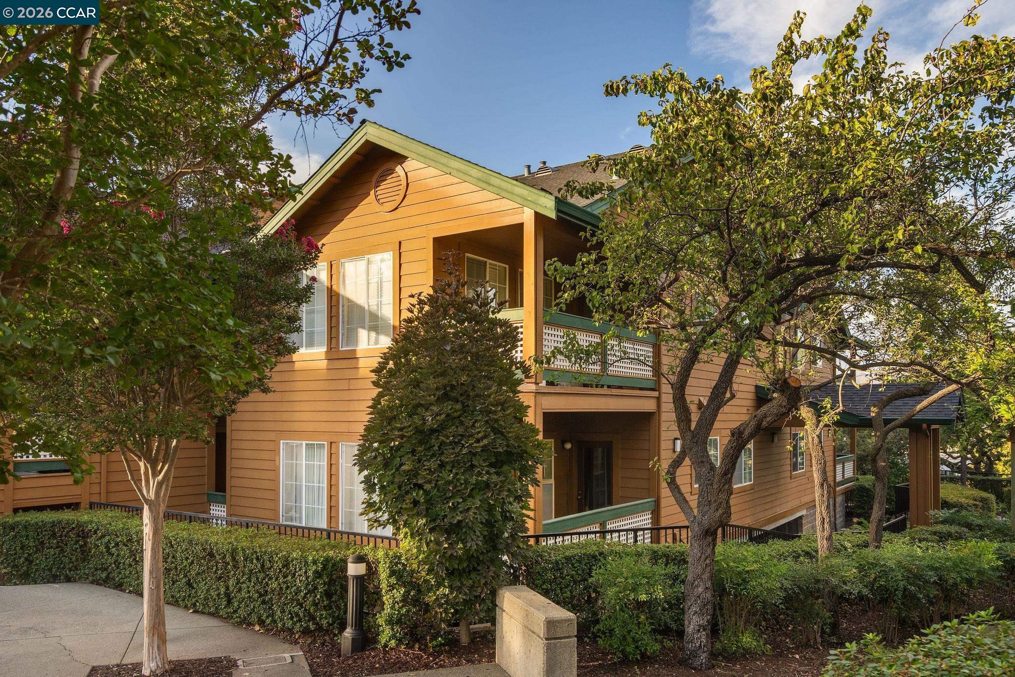 110 Stone Pine Ln