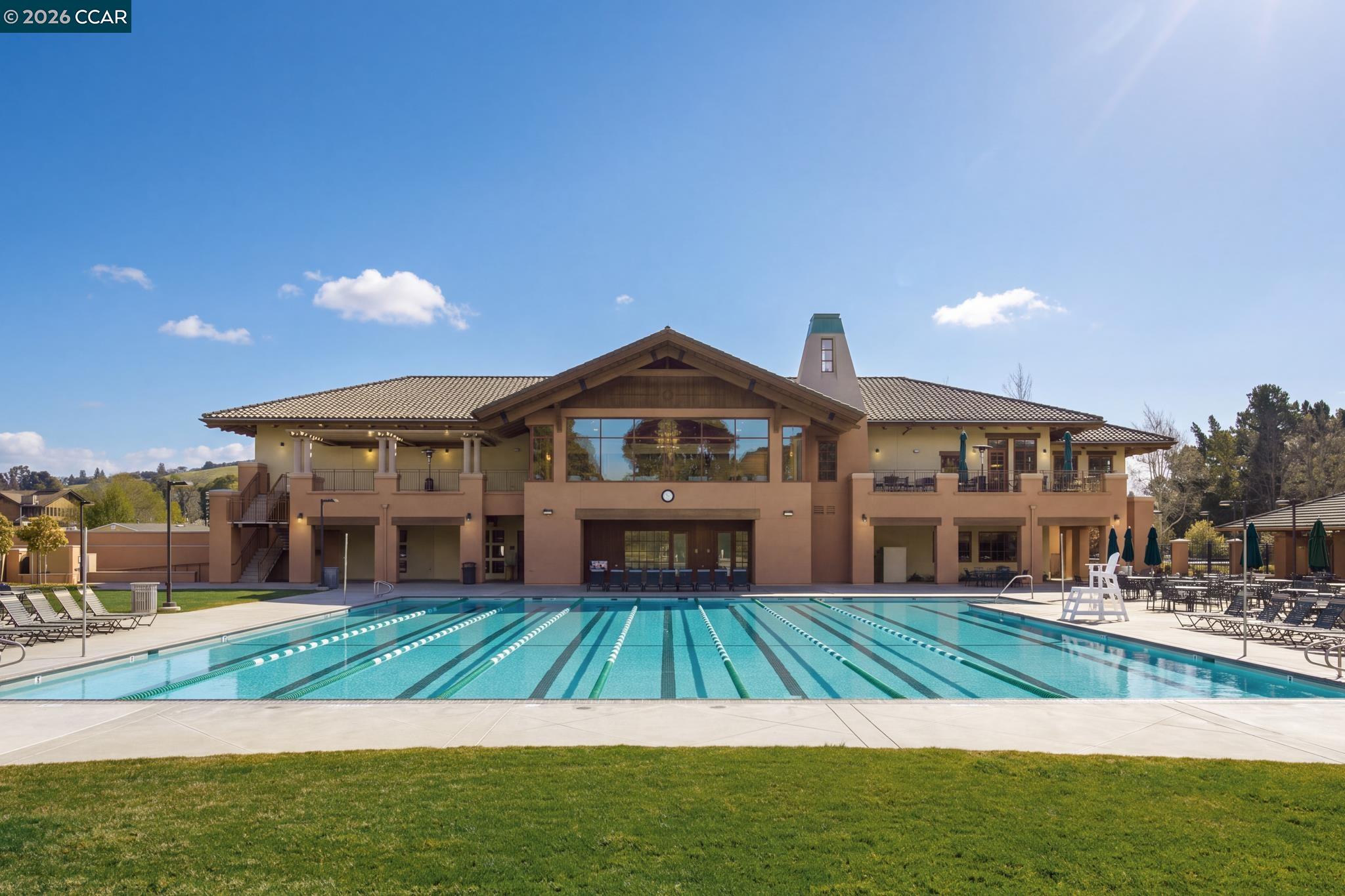 900 Augusta Dr