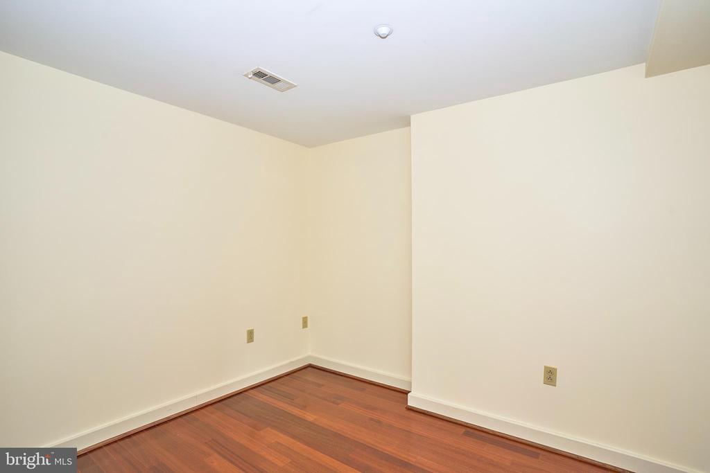 1150 K STREET NW 1011