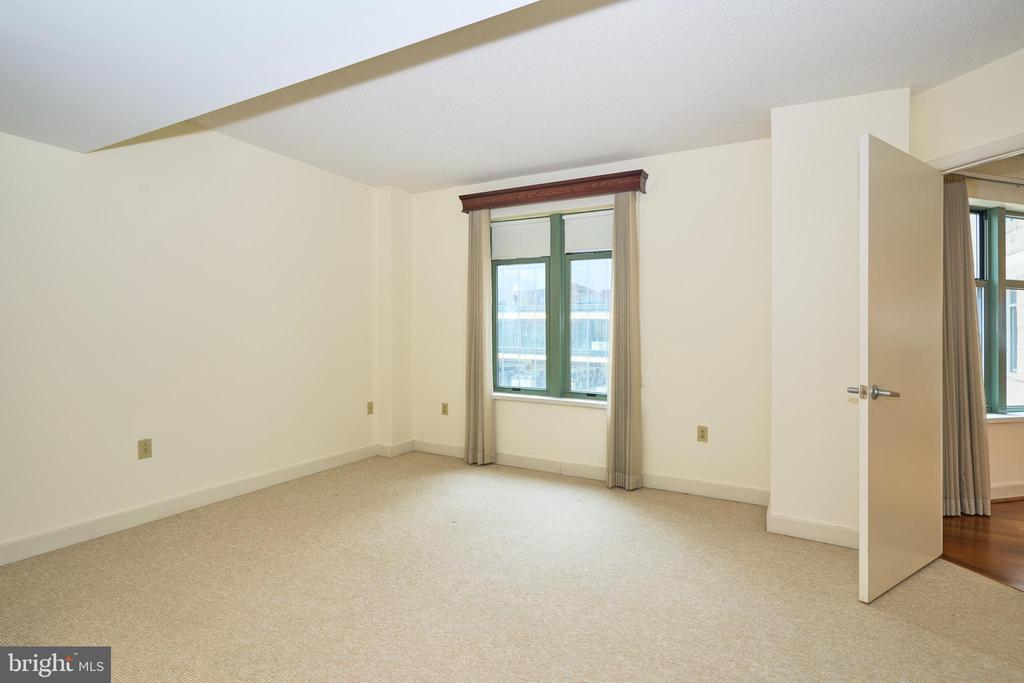 1150 K STREET NW 1011