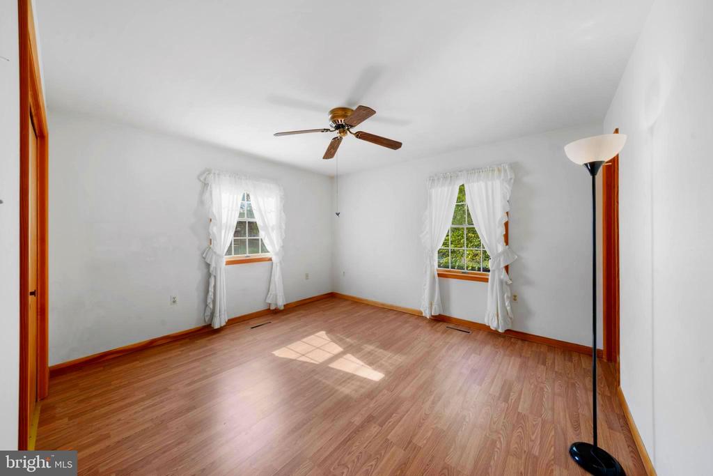 201 S 2ND STREET