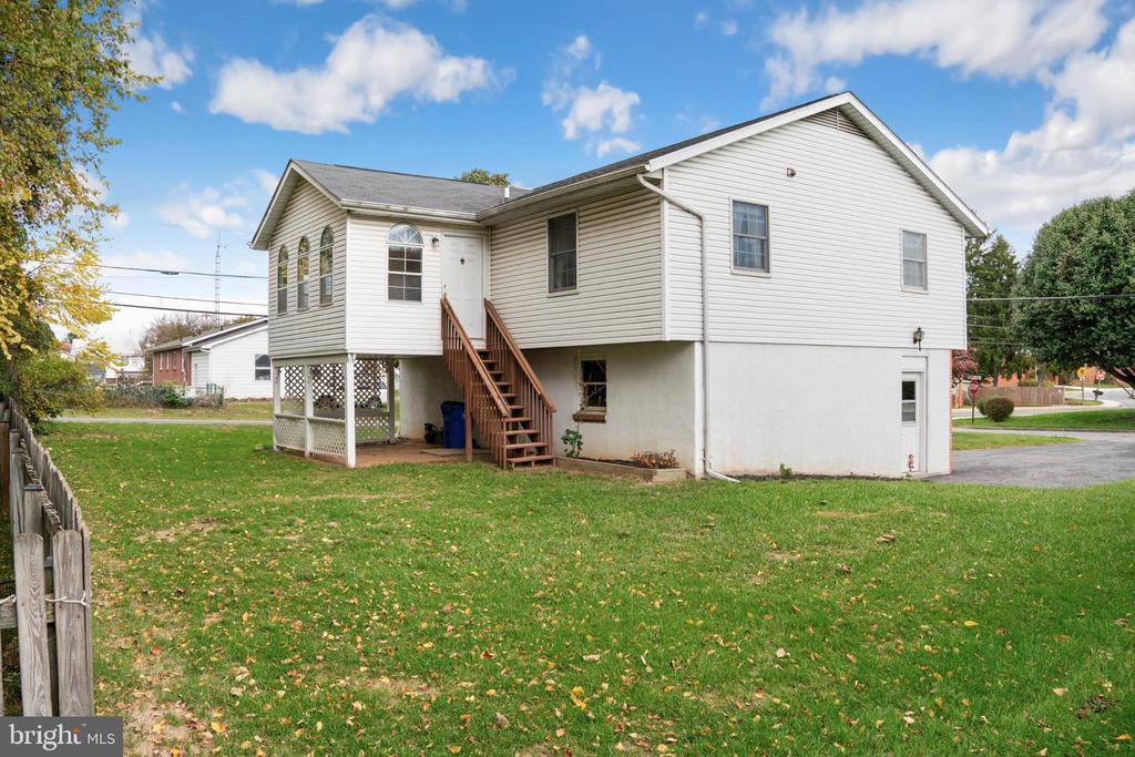 201 S 2ND STREET