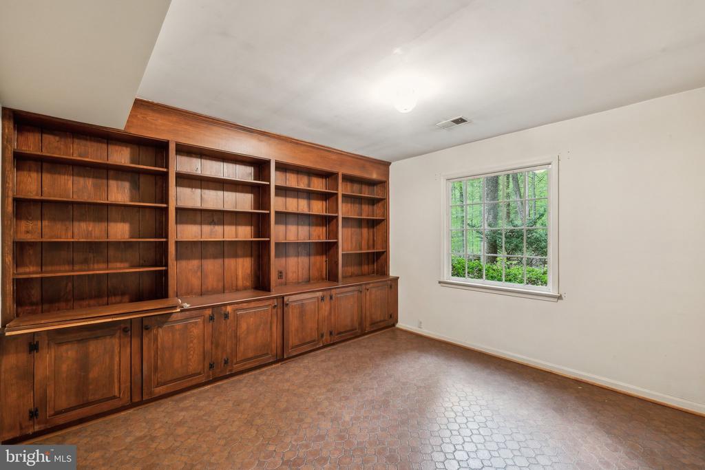 7604 HACKAMORE