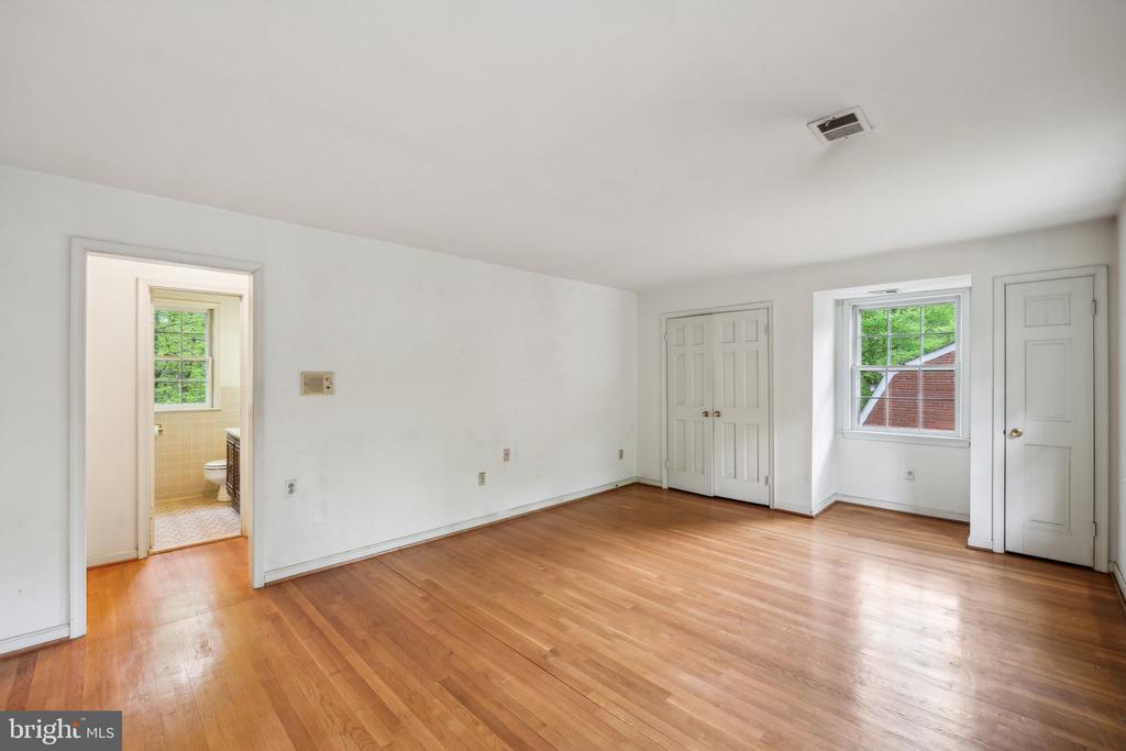 7604 HACKAMORE