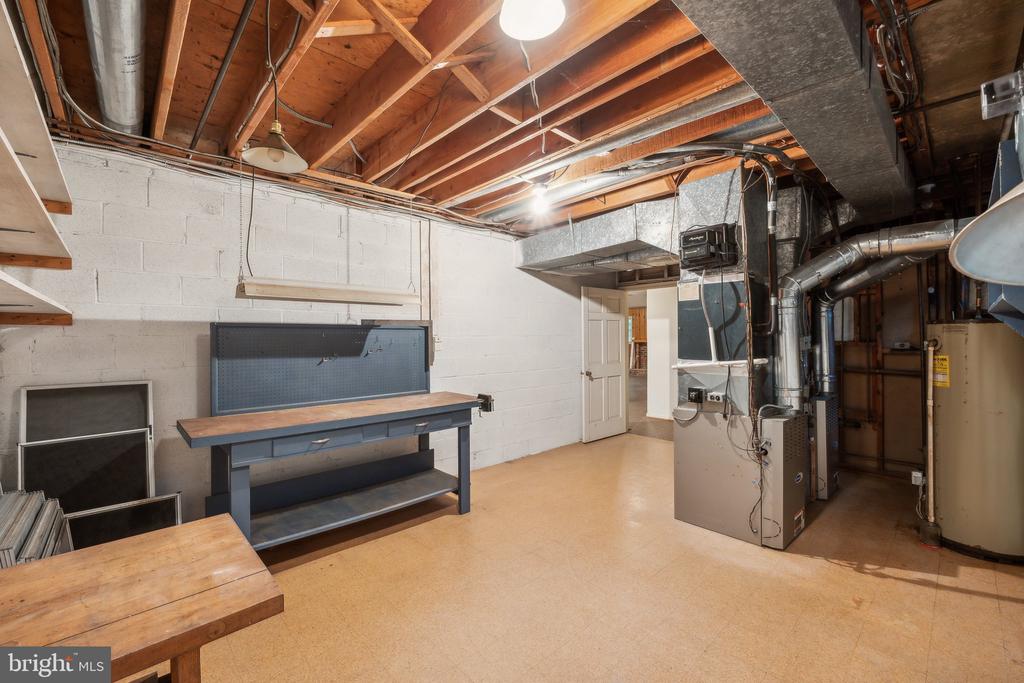 7604 HACKAMORE