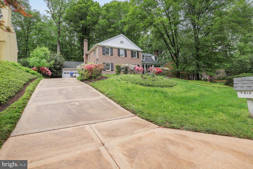 7312 MASTERS DRIVE