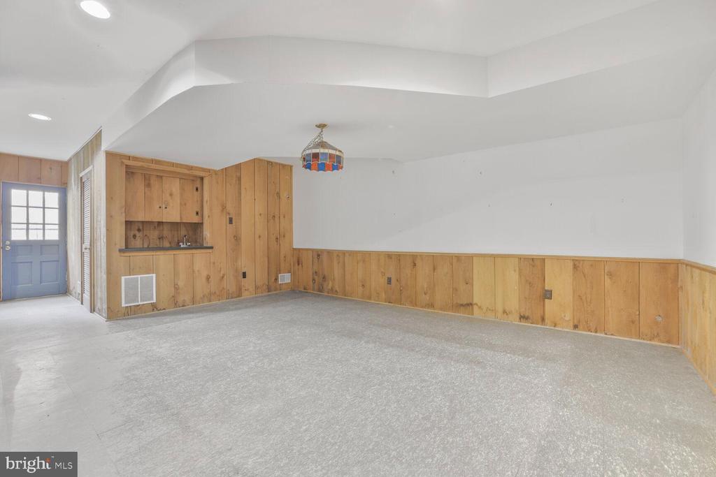 7312 MASTERS DRIVE