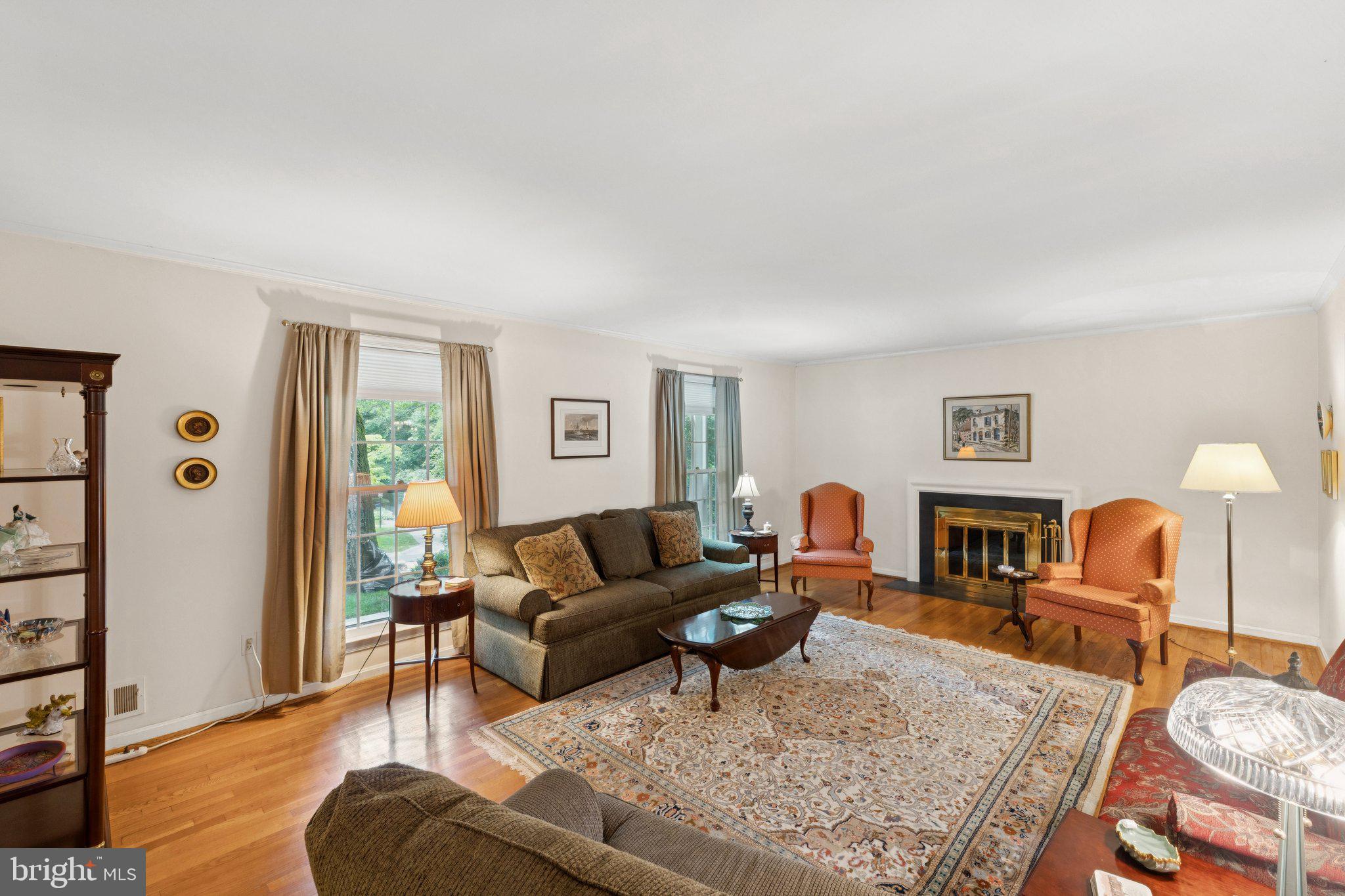 7605 HACKAMORE DRIVE