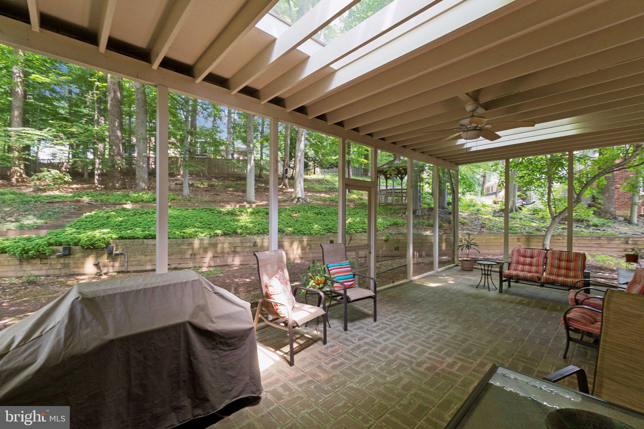 7605 HACKAMORE DRIVE