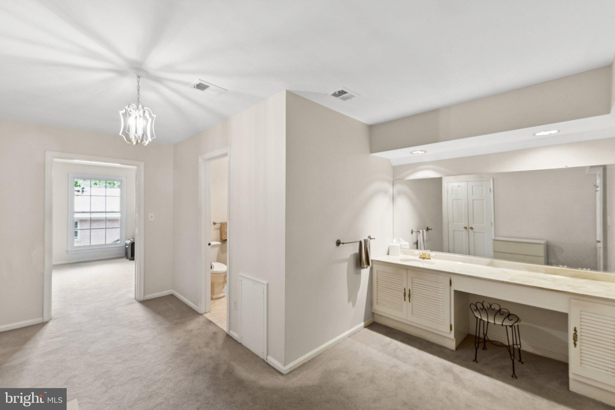 7605 HACKAMORE DRIVE