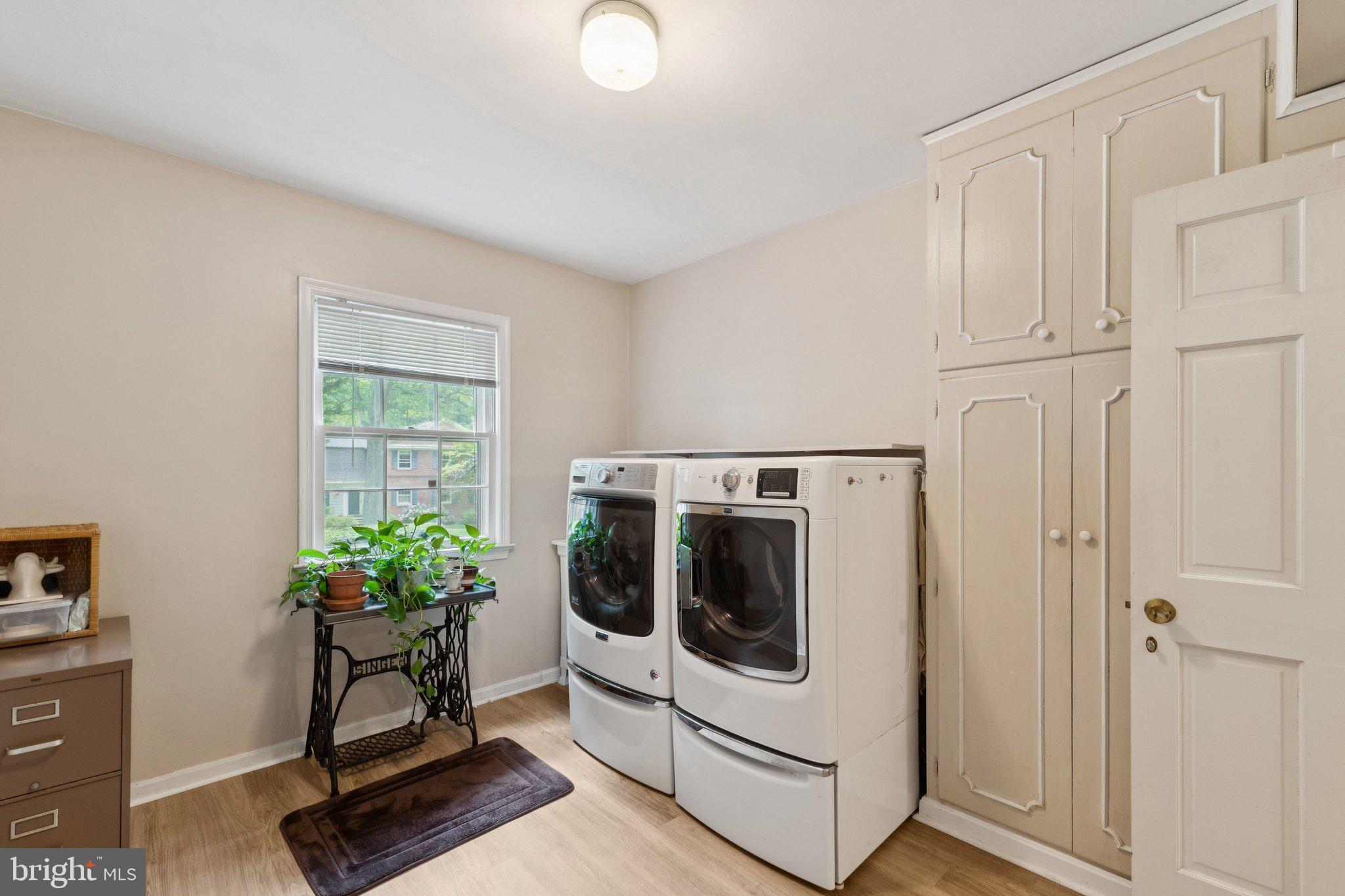 7605 HACKAMORE DRIVE