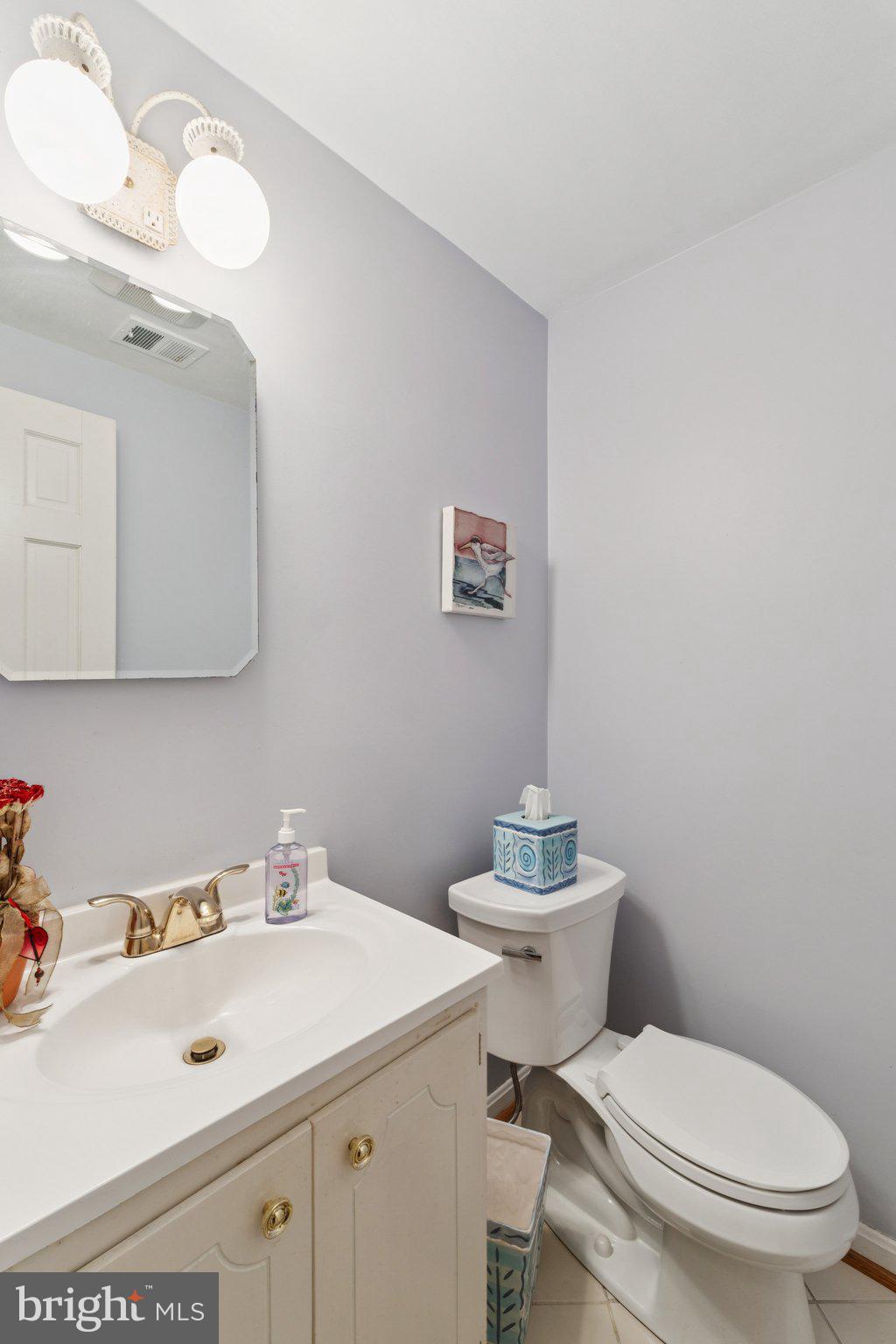 7605 HACKAMORE DRIVE