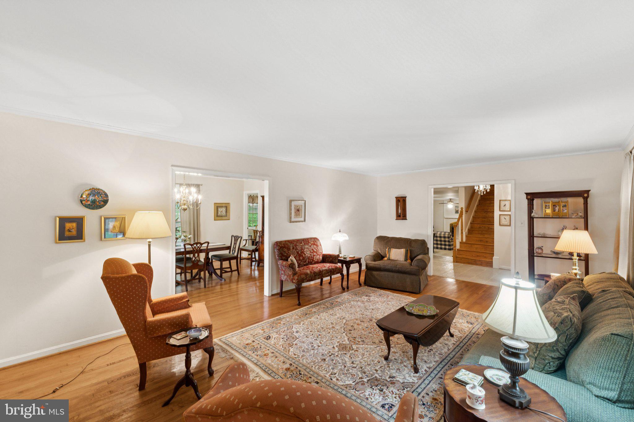 7605 HACKAMORE DRIVE