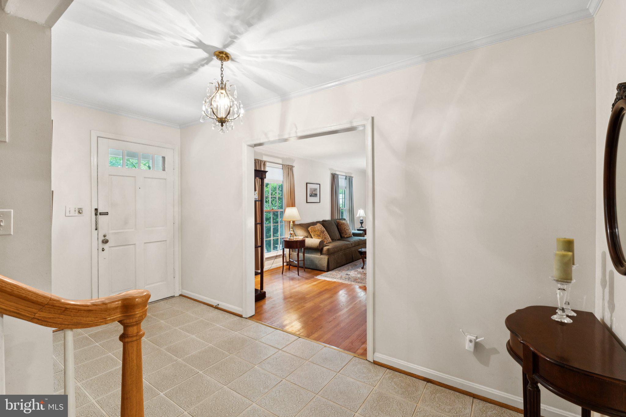 7605 HACKAMORE DRIVE