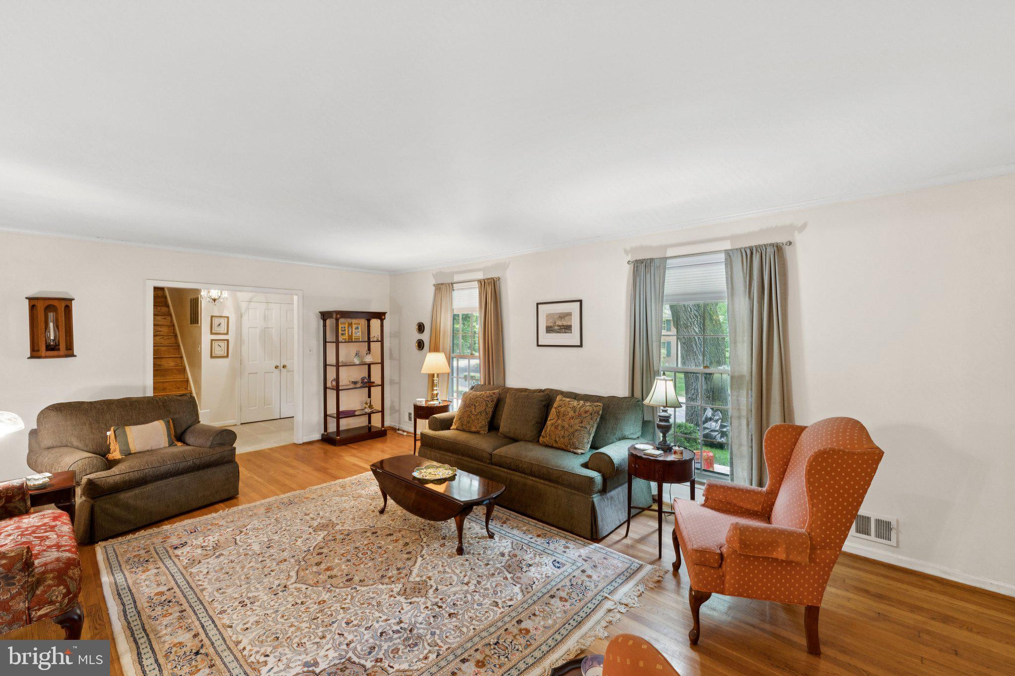 7605 HACKAMORE DRIVE