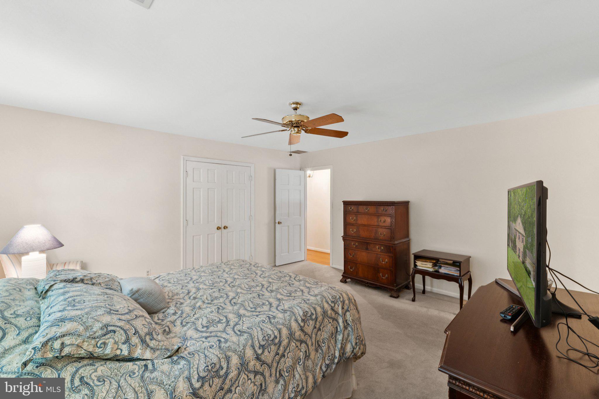 7605 HACKAMORE DRIVE