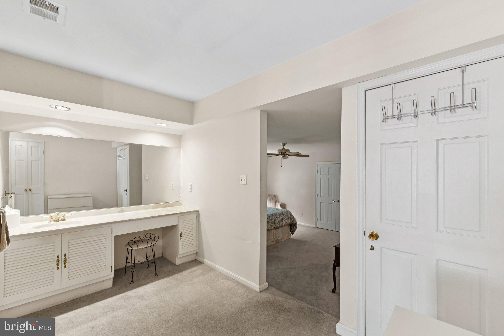 7605 HACKAMORE DRIVE