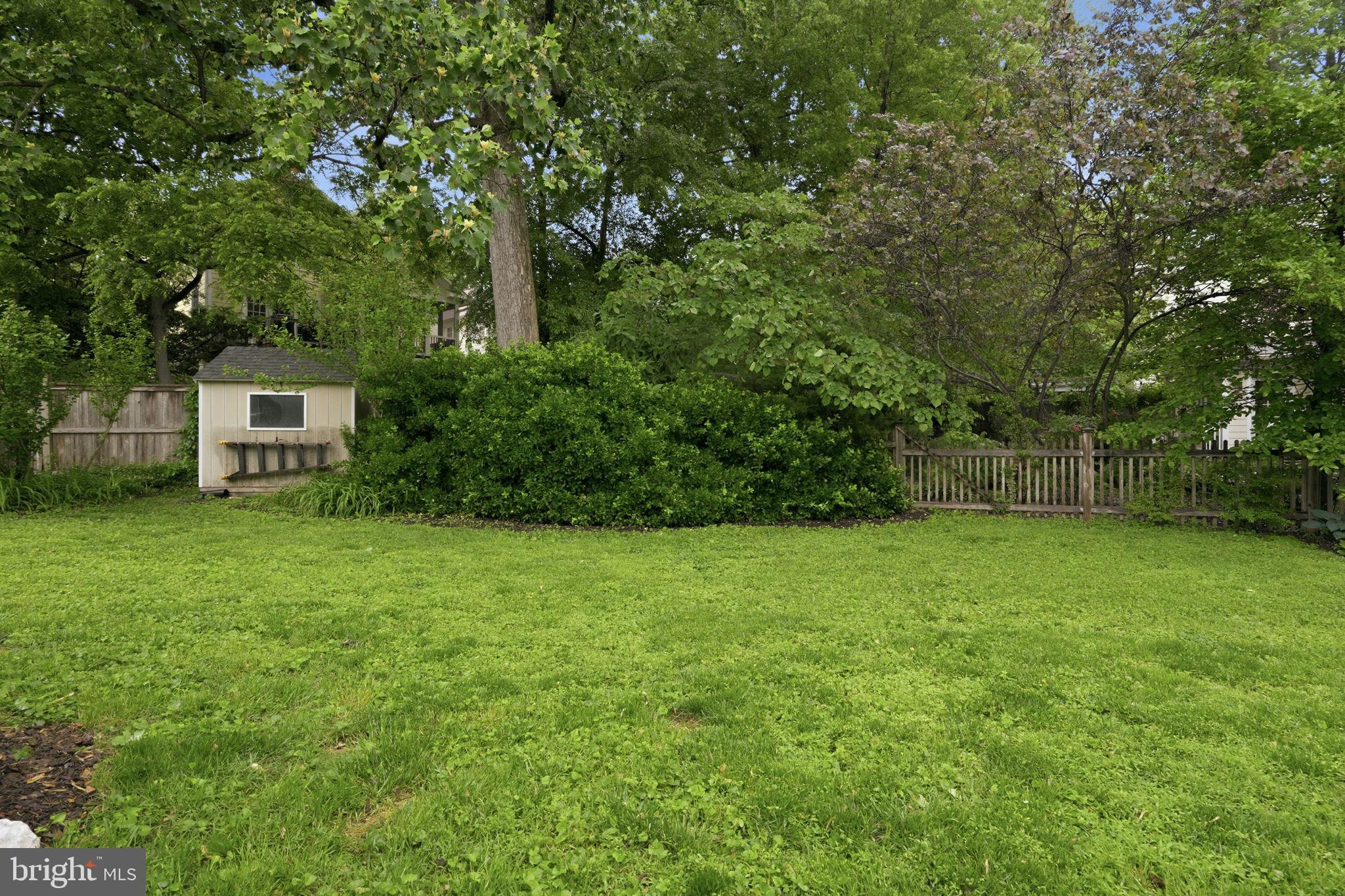 5803 CLEVES LANE