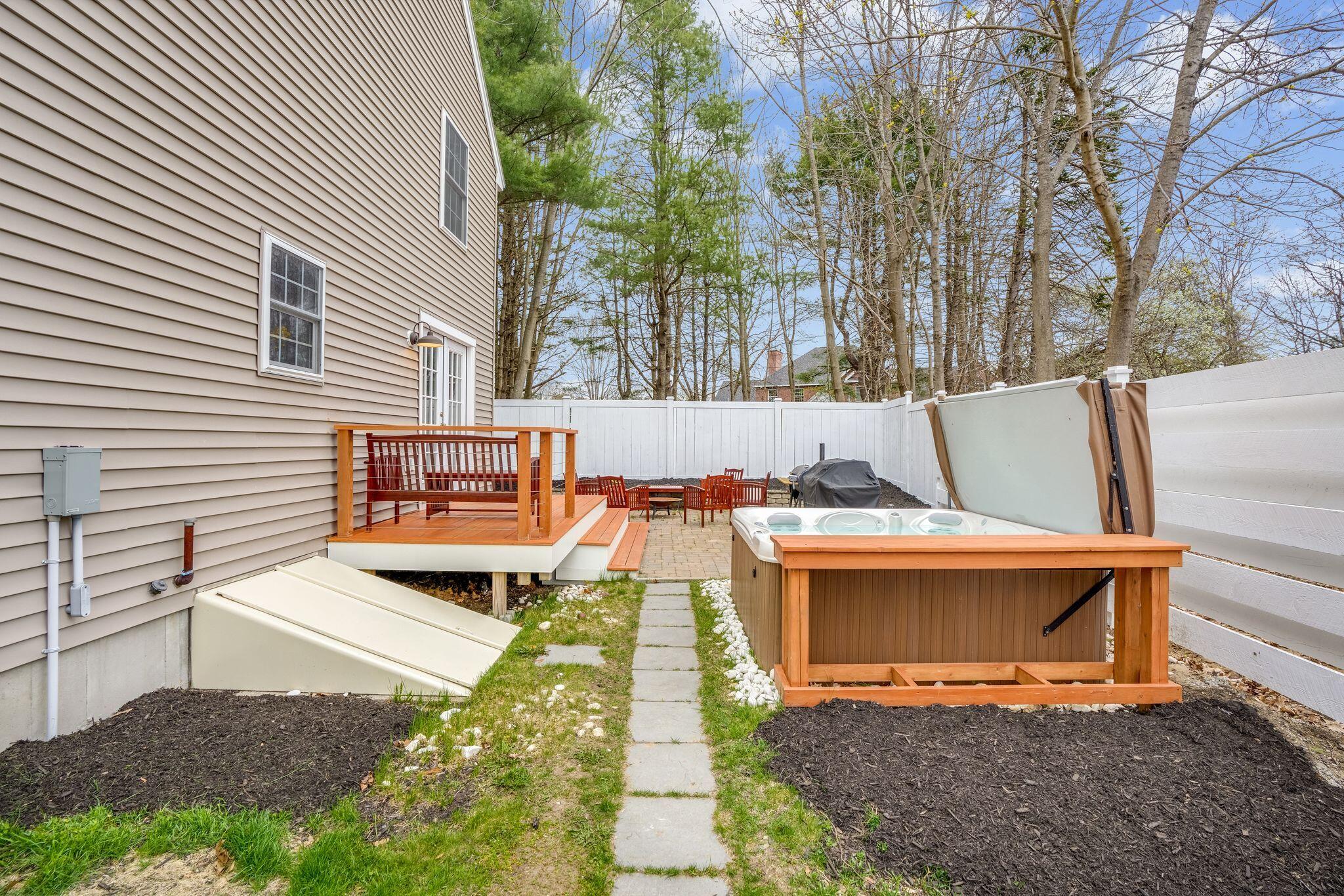 214 Black Point Road