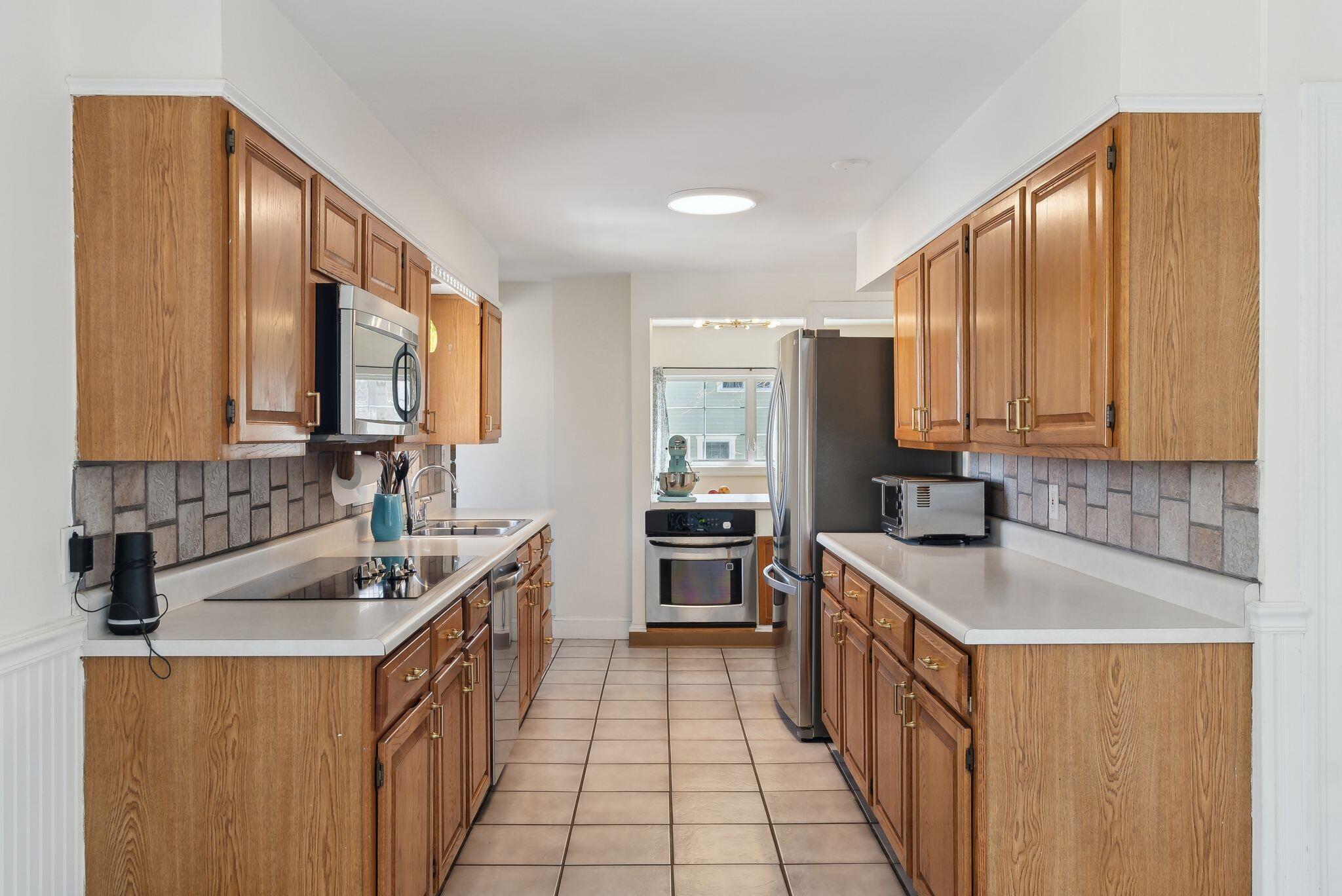 73 Maple Avenue