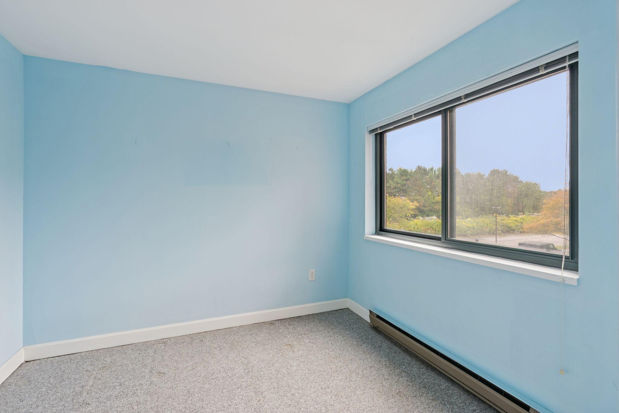 148 Breakwater Drive, 206