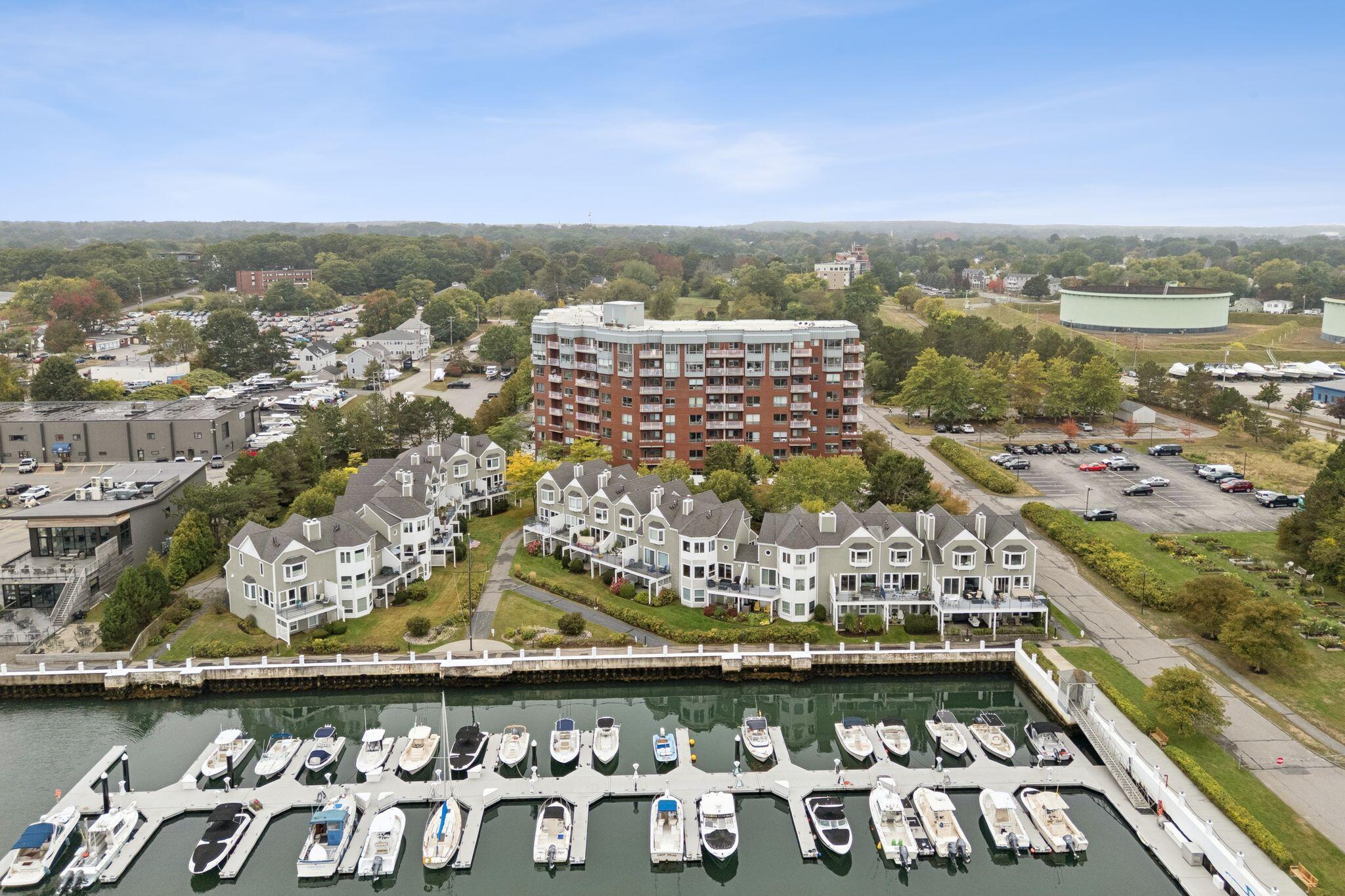 148 Breakwater Drive, 206