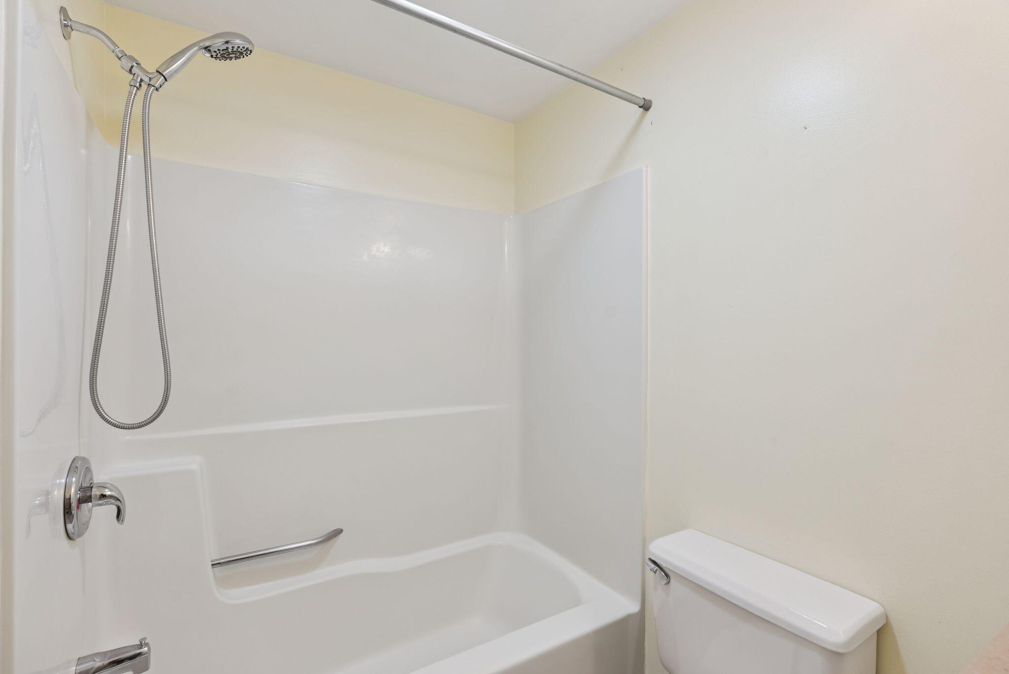 148 Breakwater Drive, 206