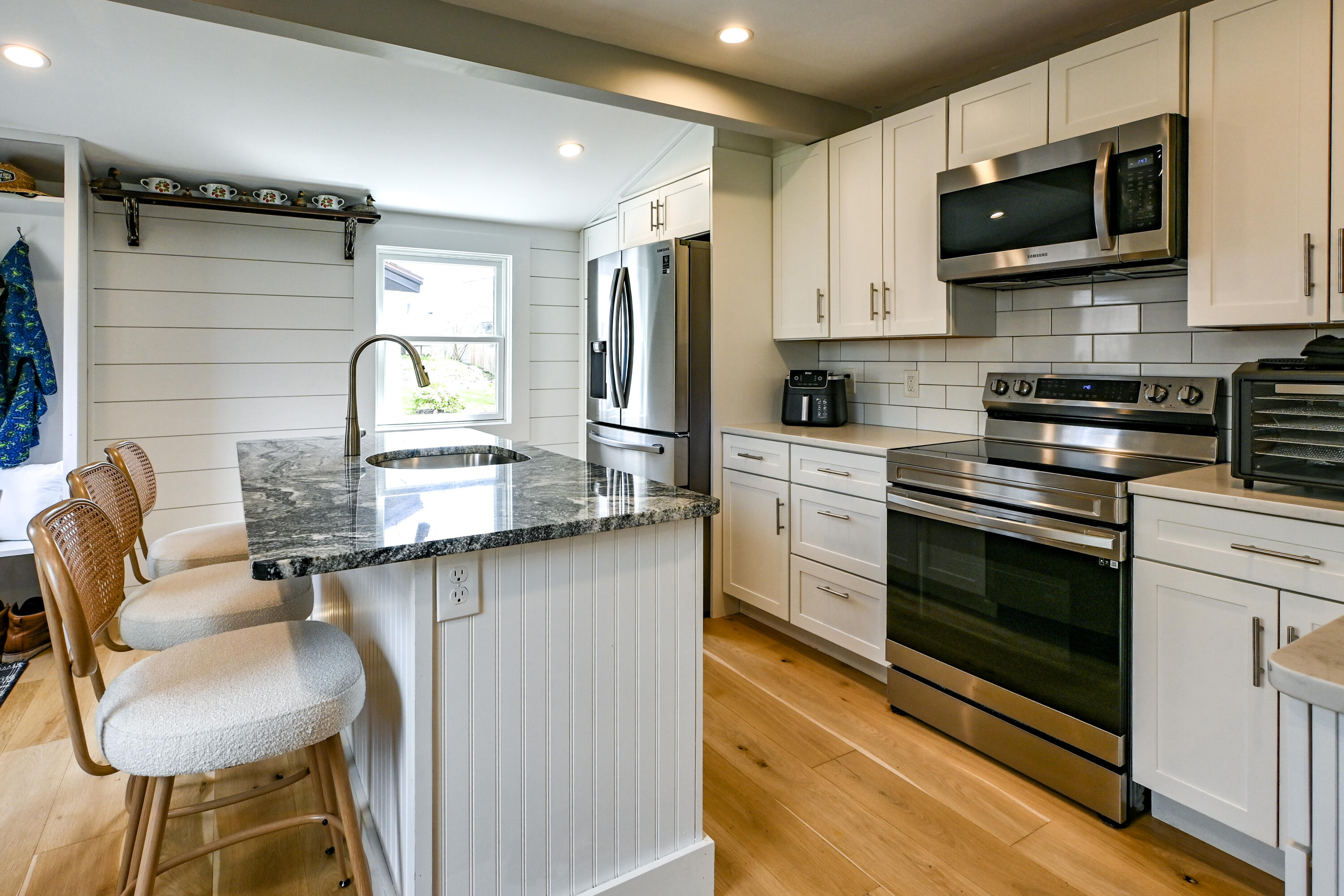 32 Longfellow Drive