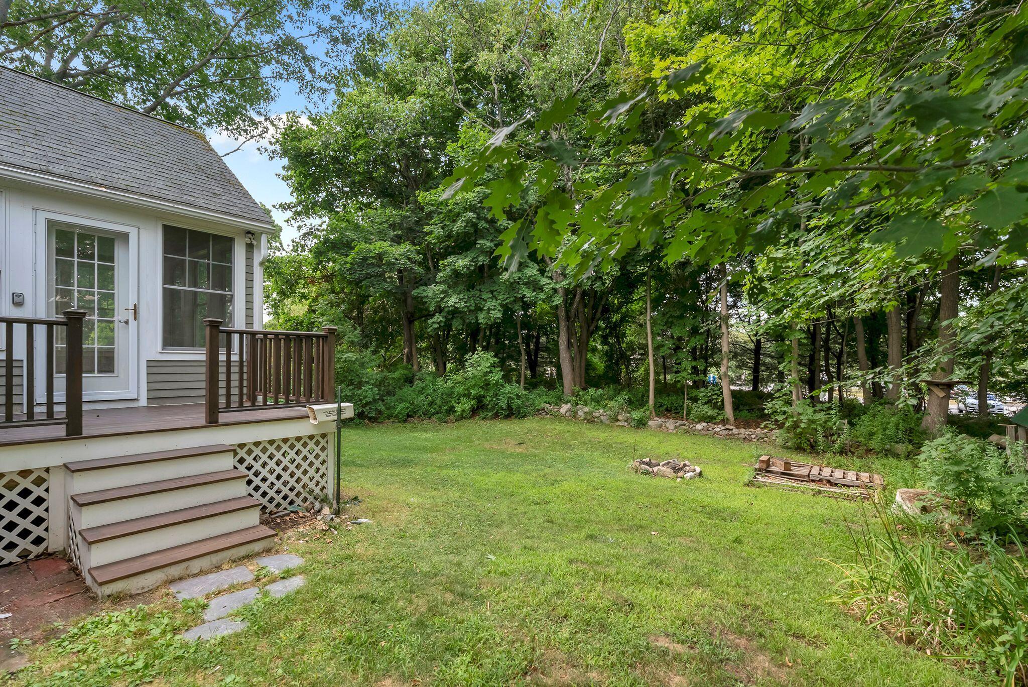 31 Longfellow Drive