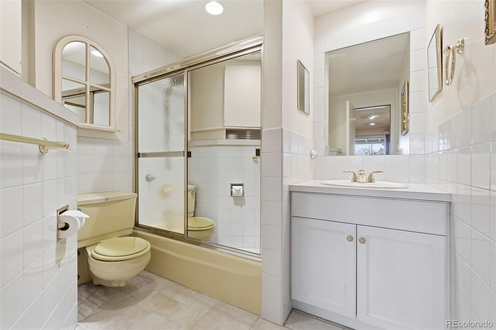 7474 Broadview Drive