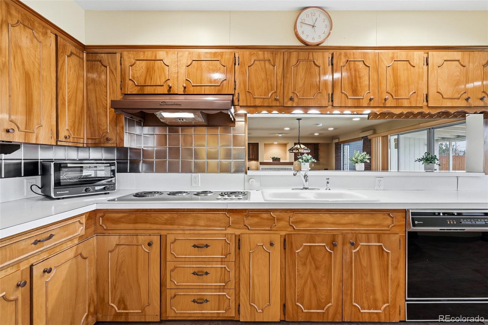 7474 Broadview Drive