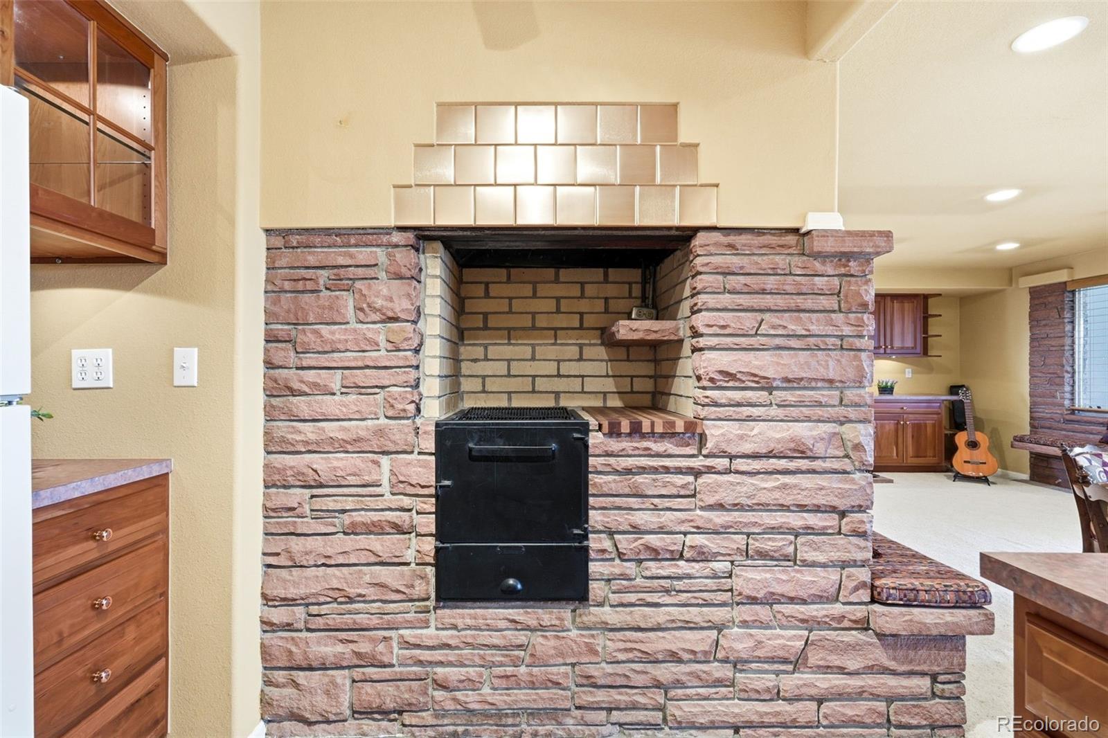 7474 Broadview Drive