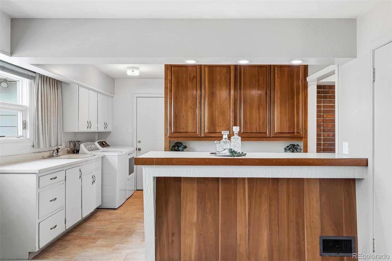 7474 Broadview Drive