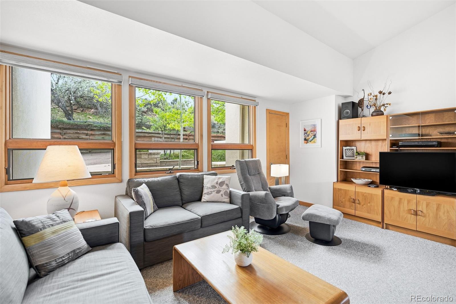 6070 Crestbrook Drive