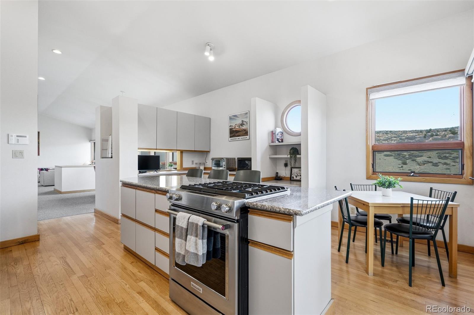 6070 Crestbrook Drive