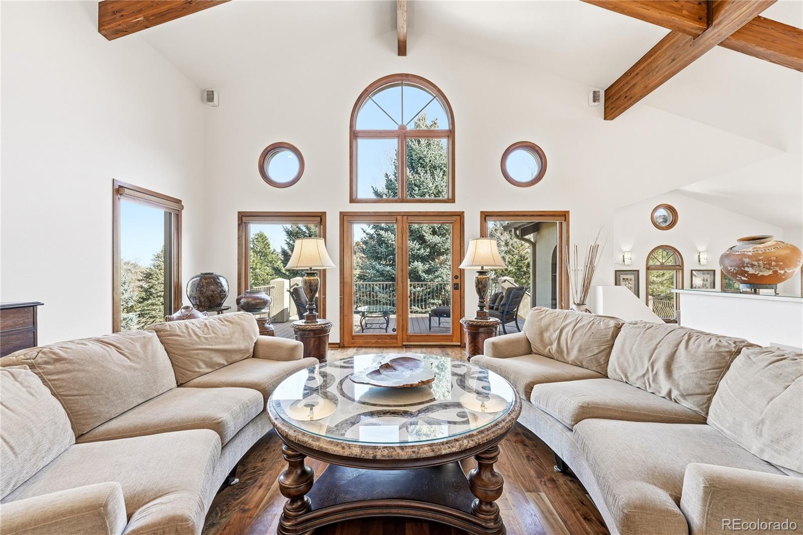 5904 Meadowbrook Drive