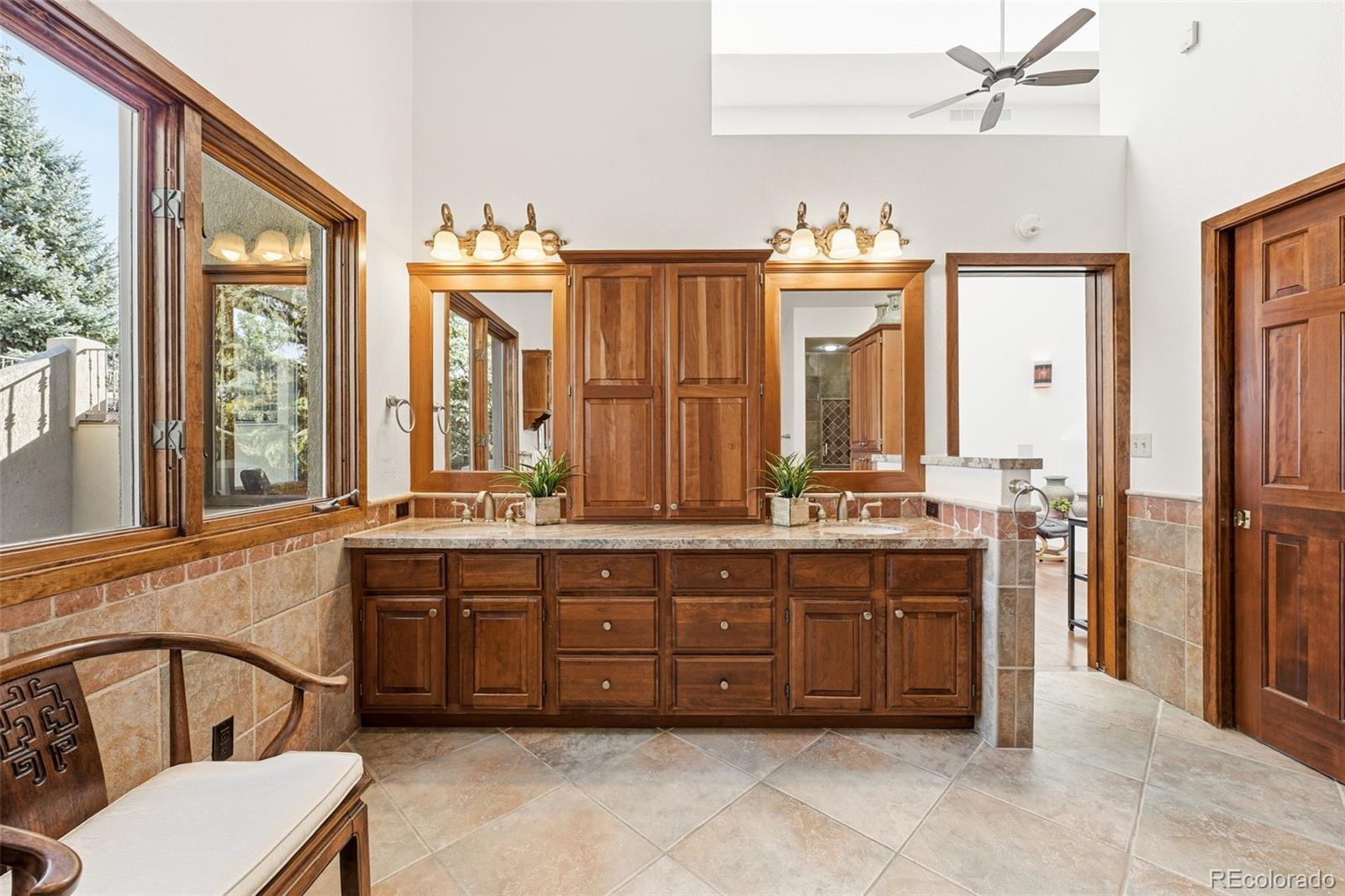 5904 Meadowbrook Drive