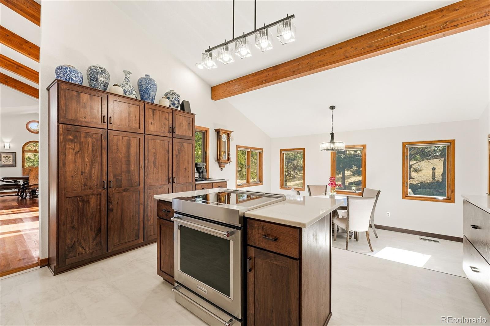 5904 Meadowbrook Drive