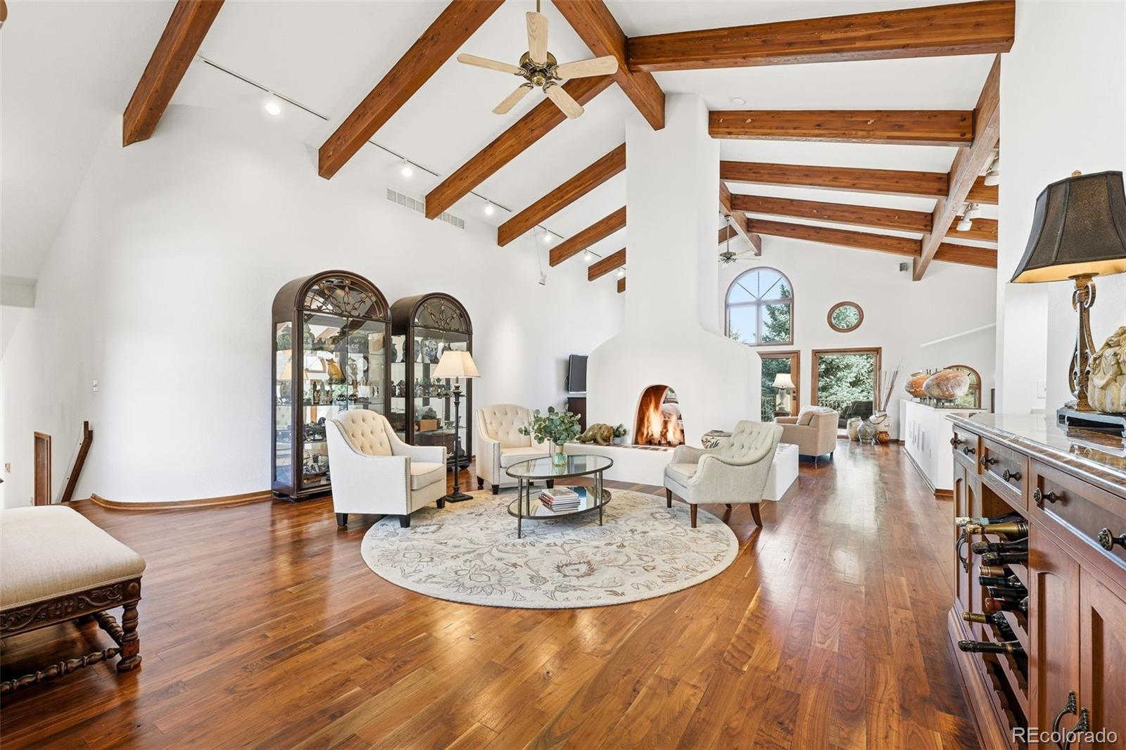 5904 Meadowbrook Drive