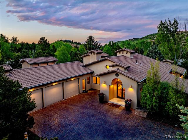 5904 Meadowbrook Drive