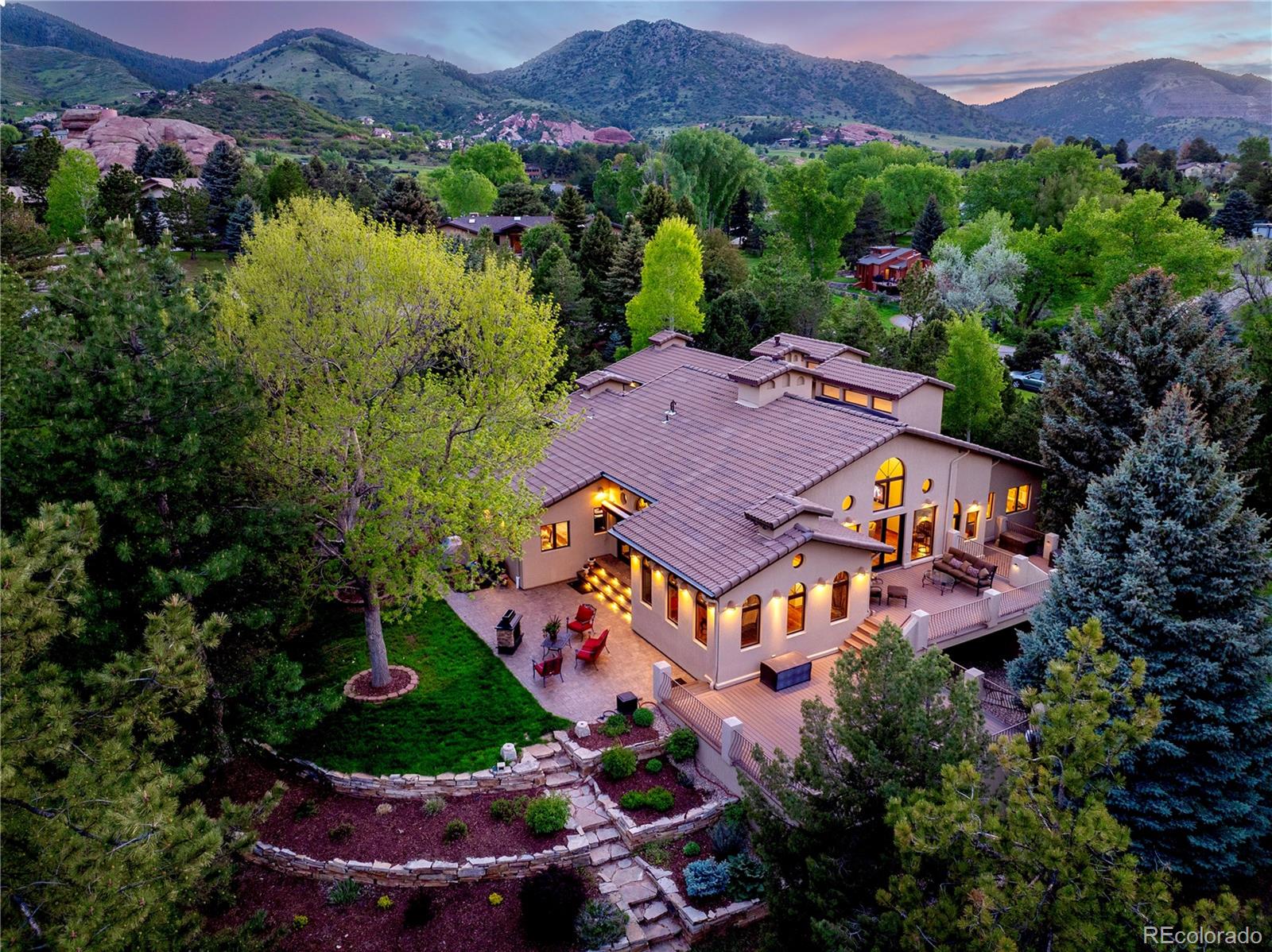 5904 Meadowbrook Drive