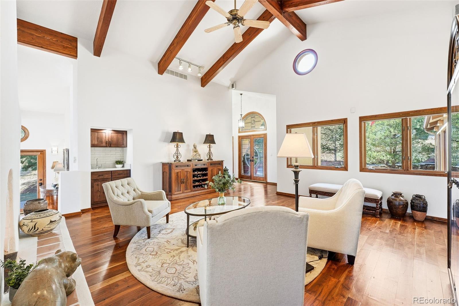 5904 Meadowbrook Drive