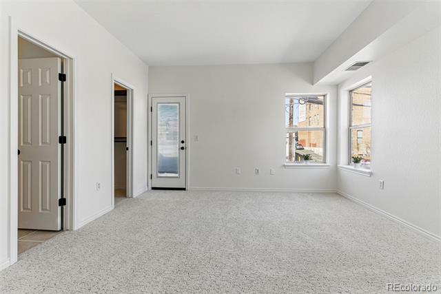 2901 Wyandot Street Unit: 18