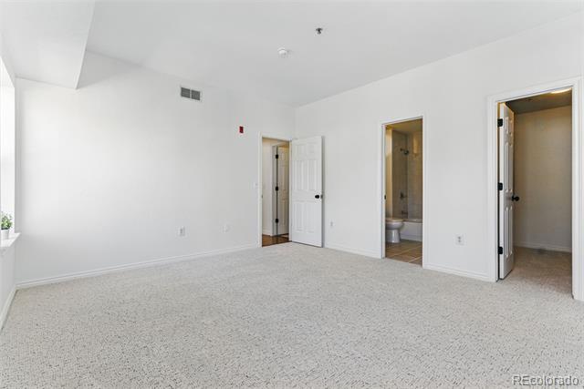 2901 Wyandot Street Unit: 18