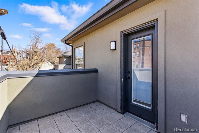 2901 Wyandot Street Unit: 18