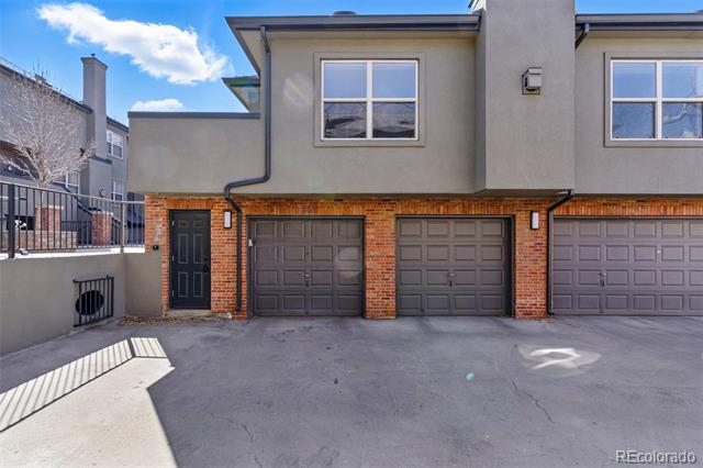 2901 Wyandot Street Unit: 18