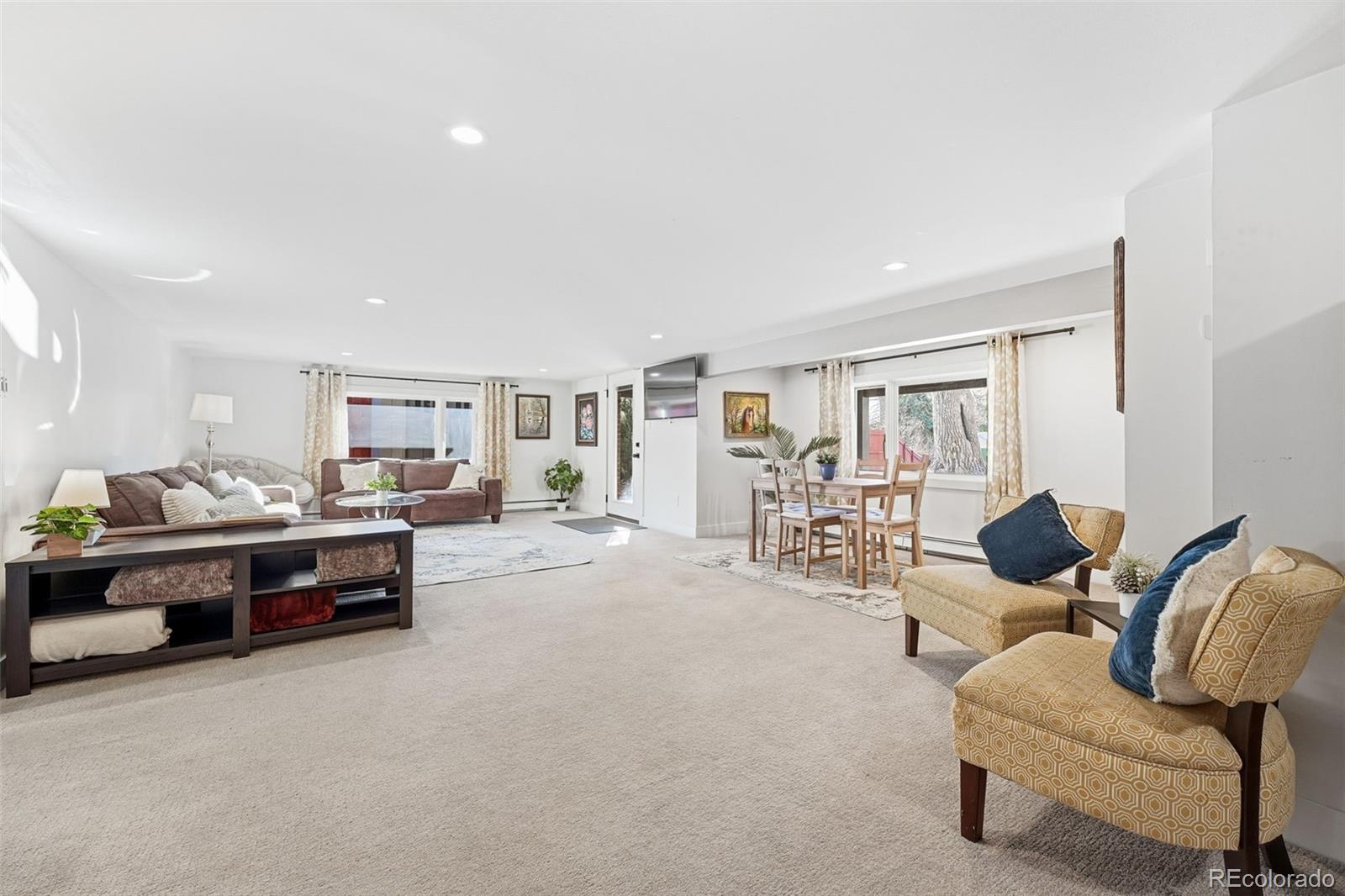 2711 S Pierce Street